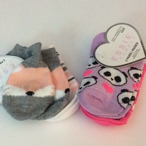 NWT  2PR PK GIRLS FOOTIES 4 pairs